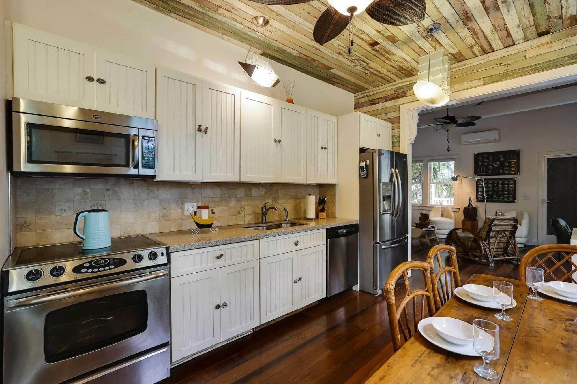 Casa de férias Boat House By Avantstay Character Location W Shared Pool Month Long Key West